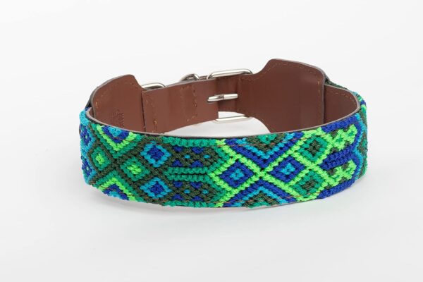 Collar estilo Huichol con airtag - Image 5